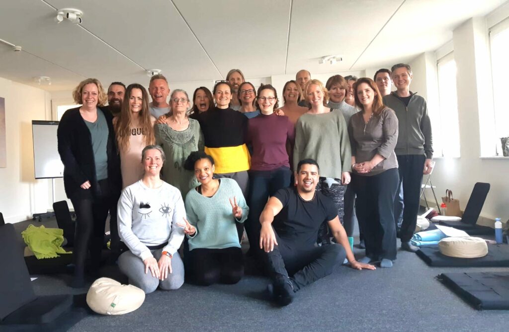Meditatieleraar opleiding 2017 2019 - - Deelnemers opleiding meditatieleraar 2017-2019 geslaagd